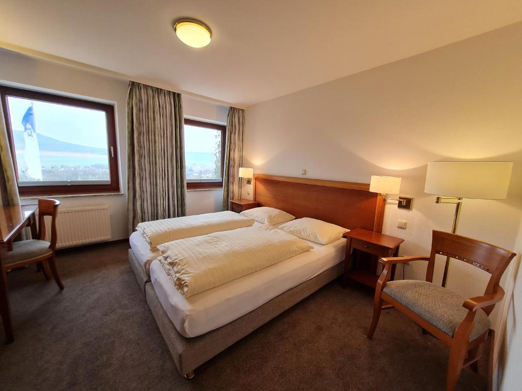 Hotel Waldquelle - Baumhaushotel Aerzen