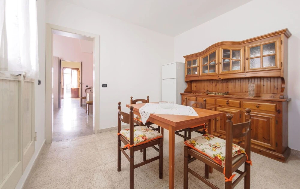 Crisilla Guest House