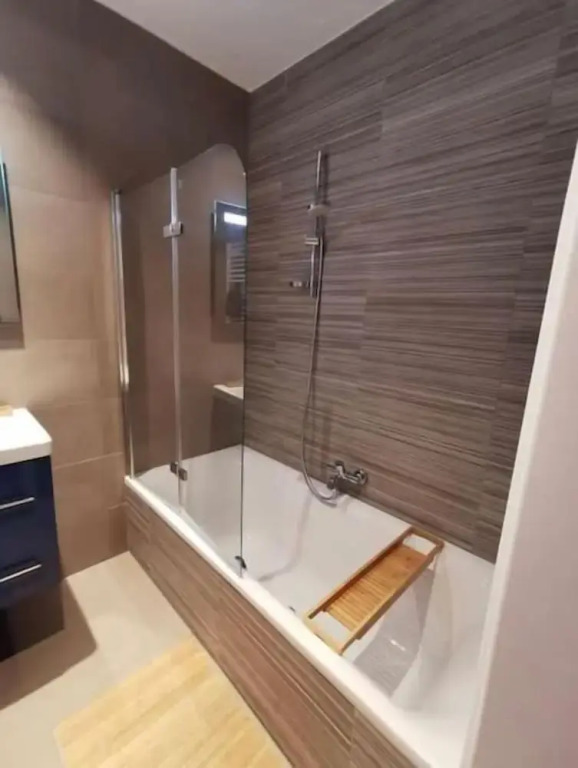 Luxury 1 bedroom with Terrace&Parking