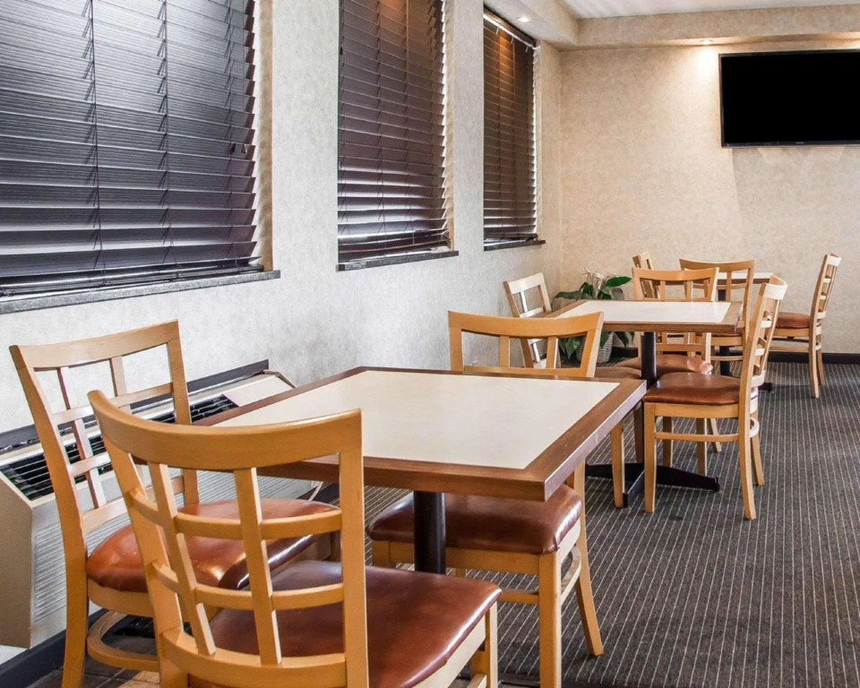 Comfort Inn & Suites Wyomissing-Reading