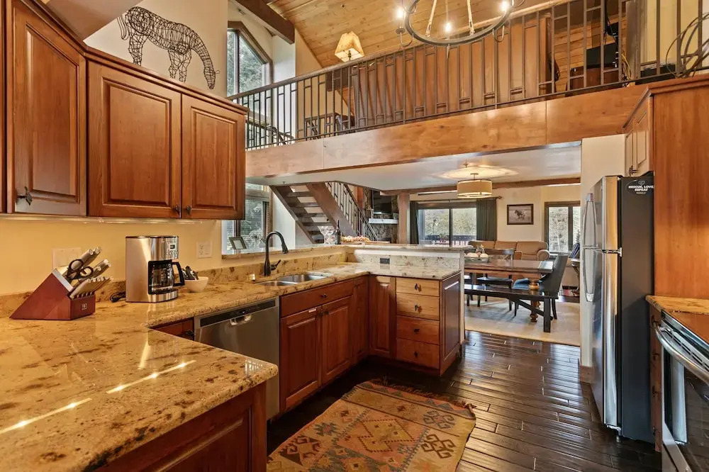 Ridgepoint - Three Bedroom Condo with Spa #128 by Deer Valley Resort
