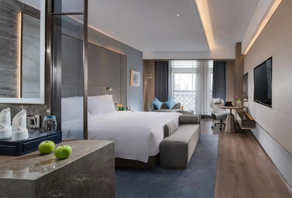 Golden Tulip Hotel