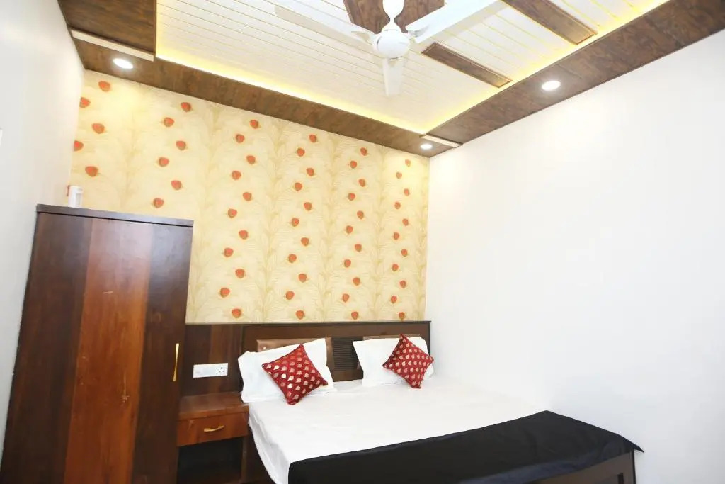 Hanuman Ji Guest House