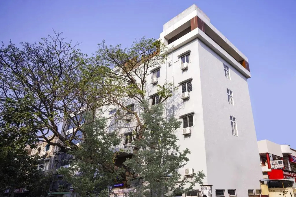 Super OYO Townhouse Visakhapatnam