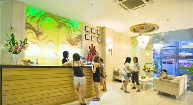 Asian Ruby Hotel & Spa - 122F Bui Thi Xuân Street