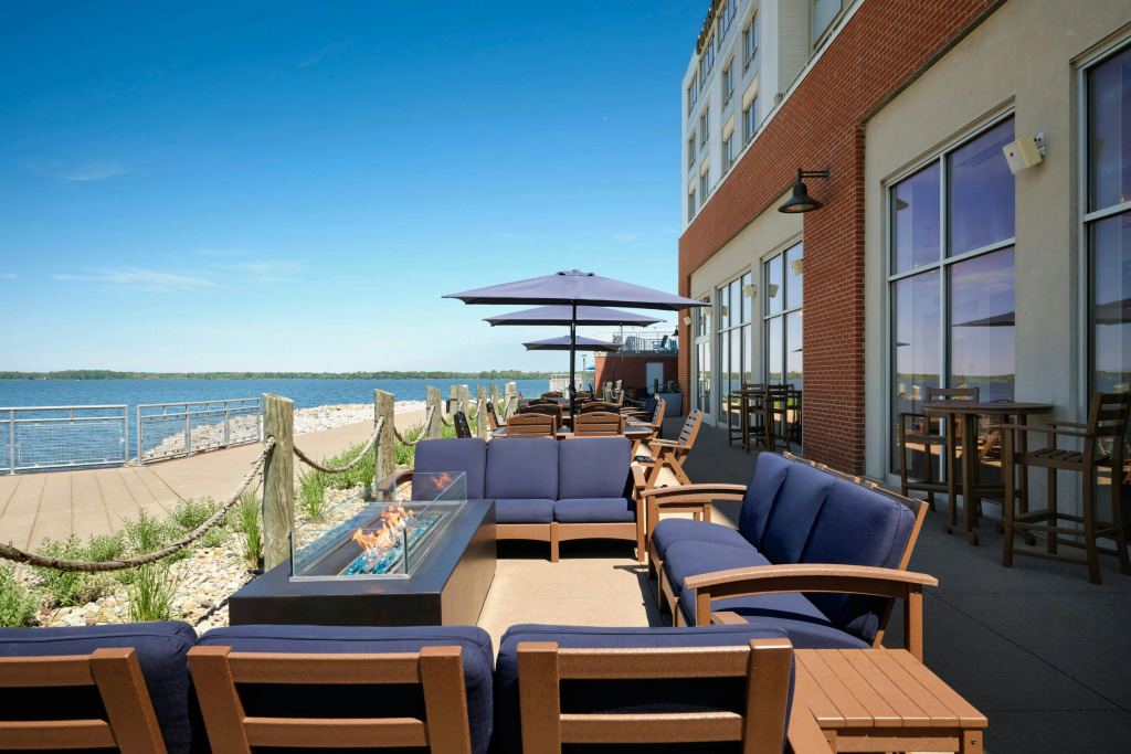 Courtyard by Marriott Erie Bayfront
