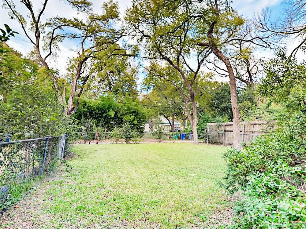 Austin Surf Shack - Featured In Domino Magazine 3 Bedroom Home
