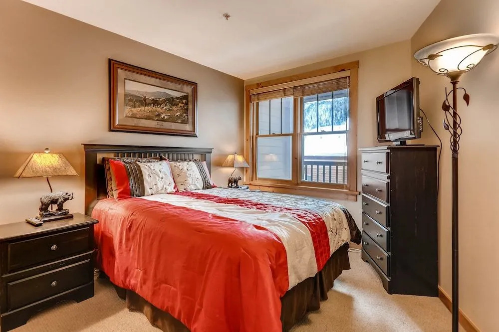 Keystone Condo Unit 8380 by RedAwning