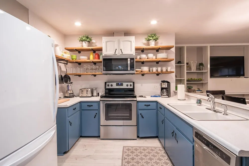 RIVER ROSE - 3 Br Home