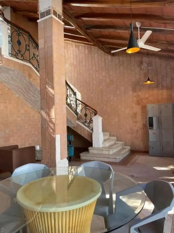 Hotel Boutique Beehive Coliving