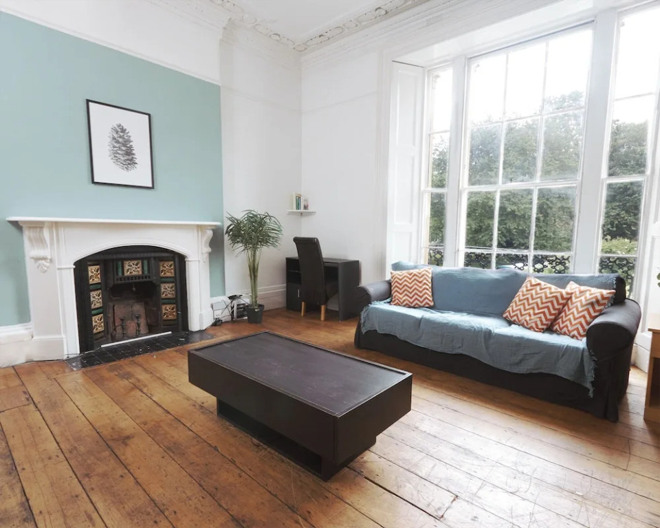 No 4 Georgian Shared House - By Clifton Short Lets