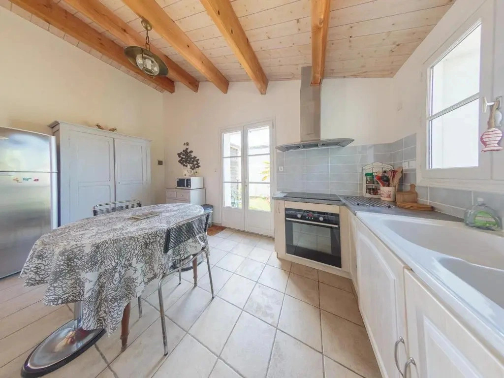 Maison Loix, 5 pièces, 8 personnes - FR-1-258-127