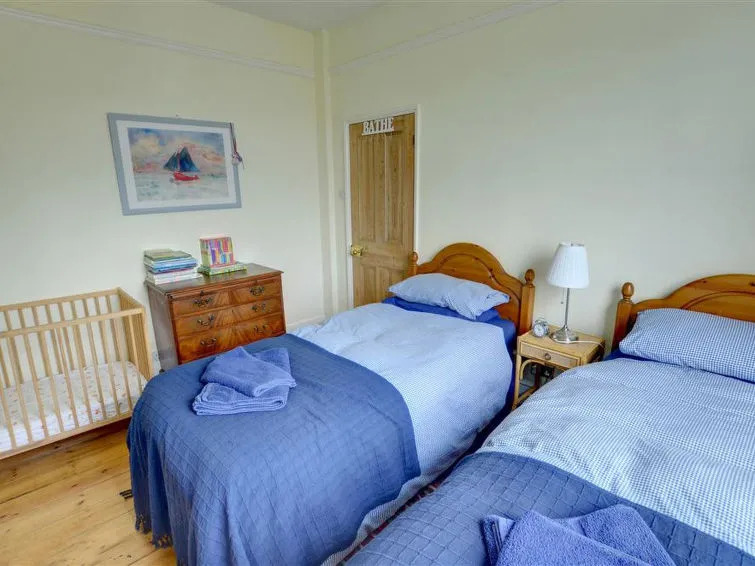 Holiday Home Marine