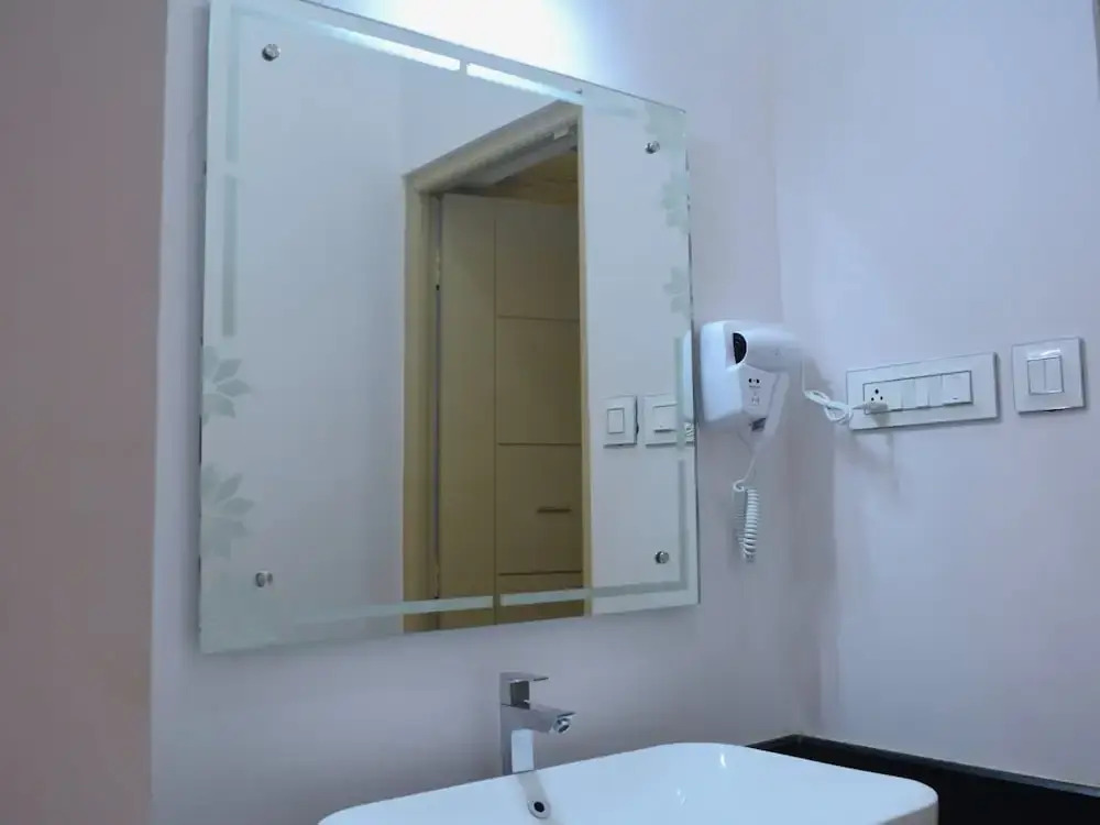 City Service Apartment