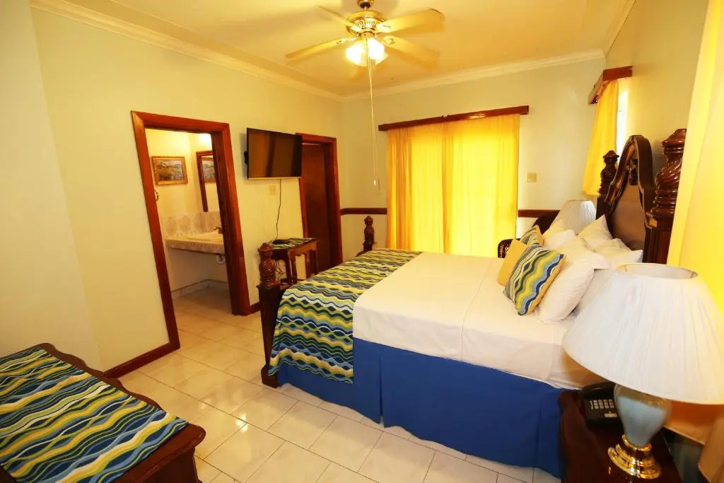 Rayon Hotel
