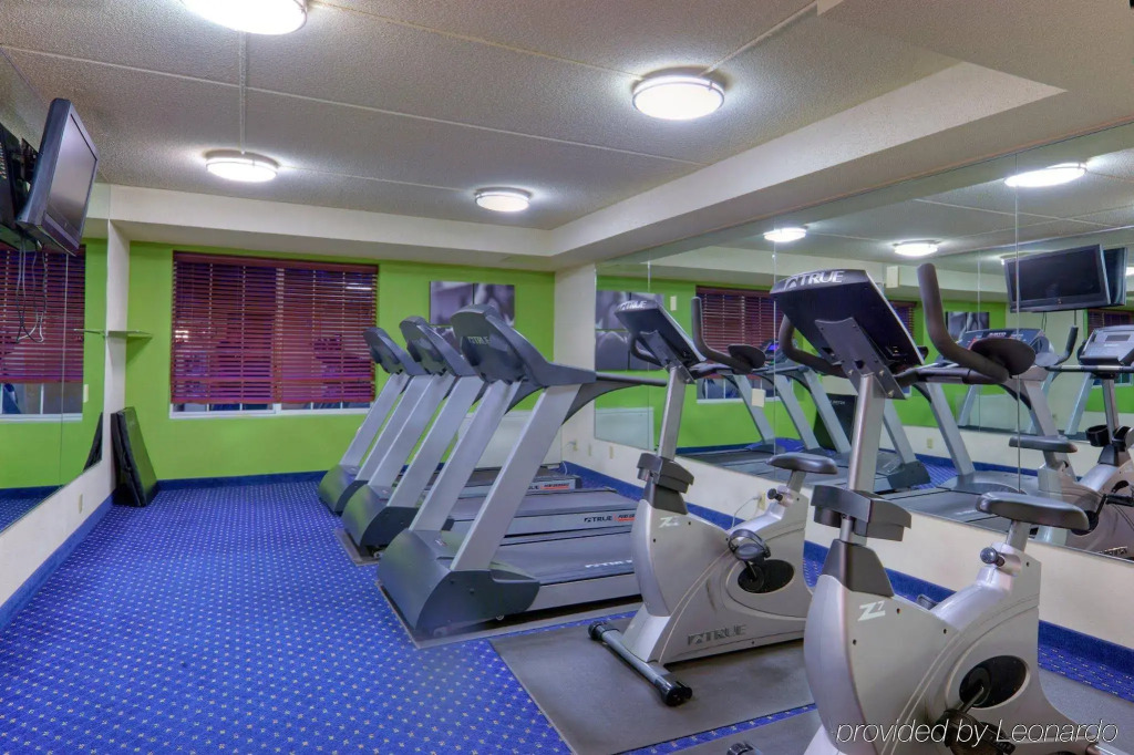 Country Inn & Suites by Radisson, Fredericksburg South (I-95), VA