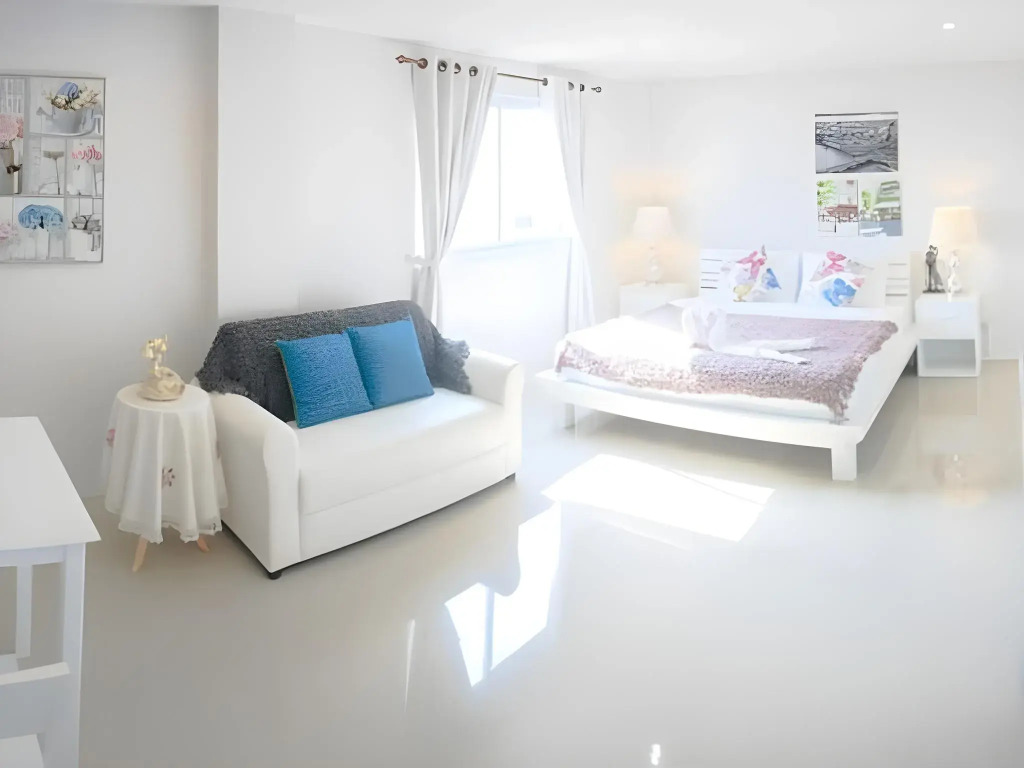 Chic Hotel Suratthani