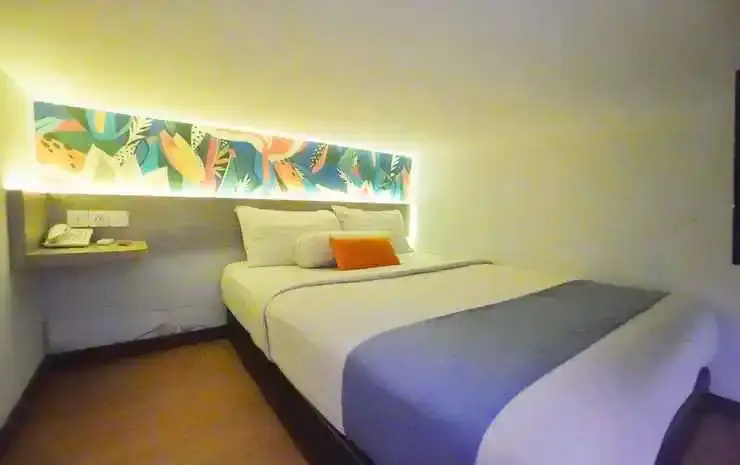 Front One Budget Hotel Slamet Riyadi Solo