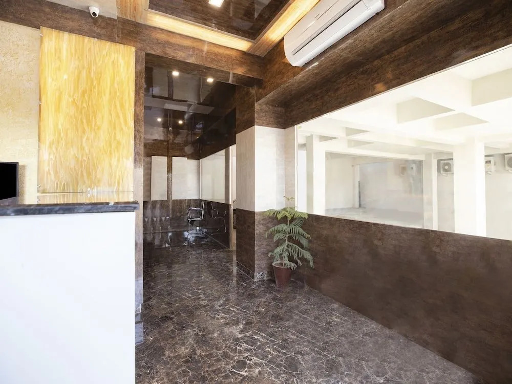 OYO Townhouse 432 Mangal Residency