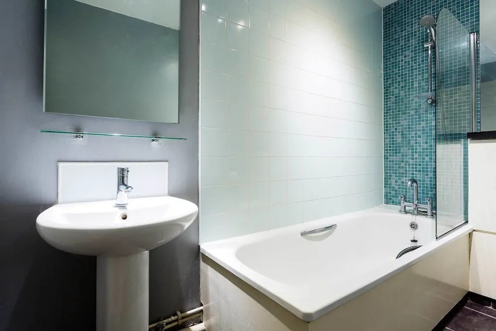 Stylish near Saint Martins