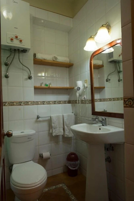 Marquez De Liz 1: Colonial Suite, Balcony, Havana