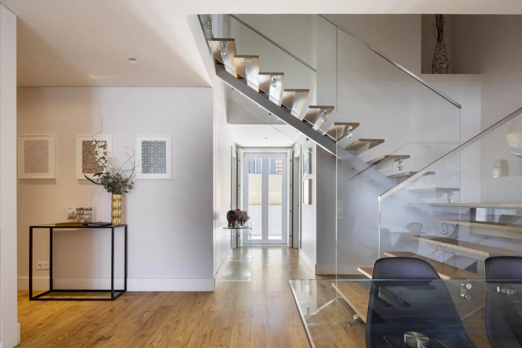 Chiado Square Apartments | Lisbon Best Apartments