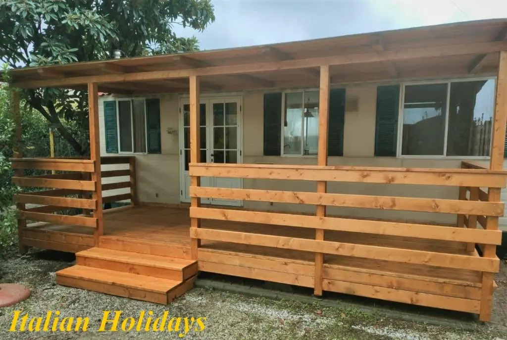 Italian Holidays Mobile house in Ameglia