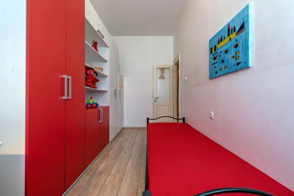 Bianca beach apartments