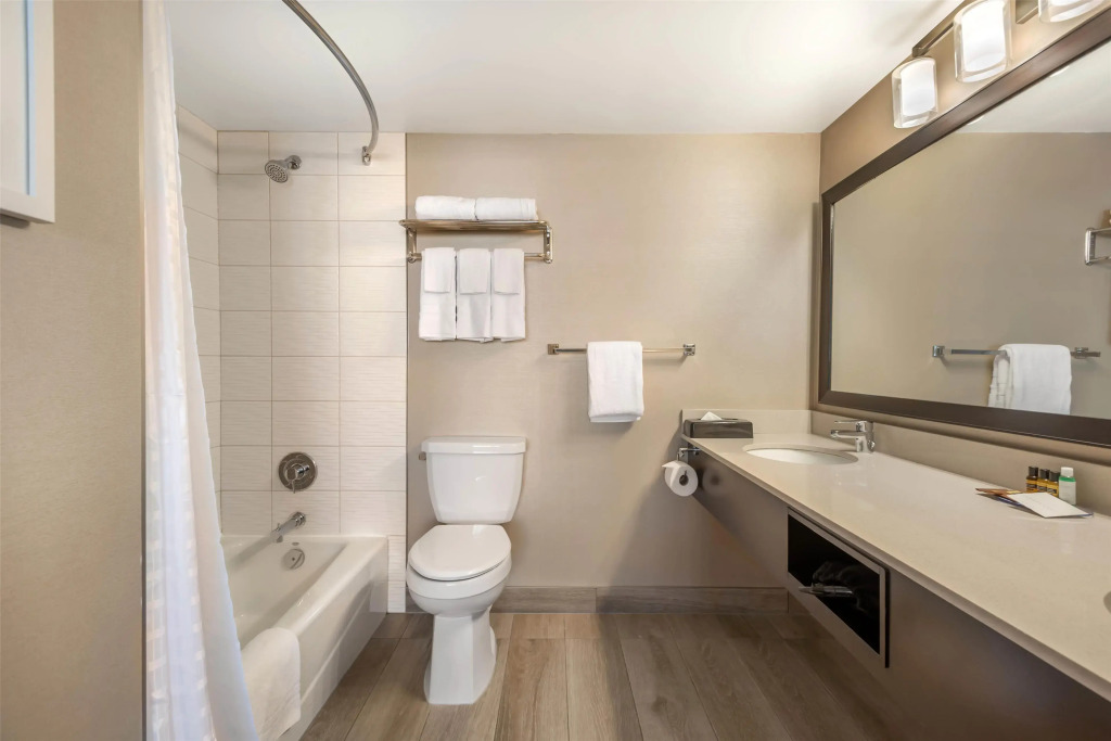 Best Western PLUS Calgary Centre Inn