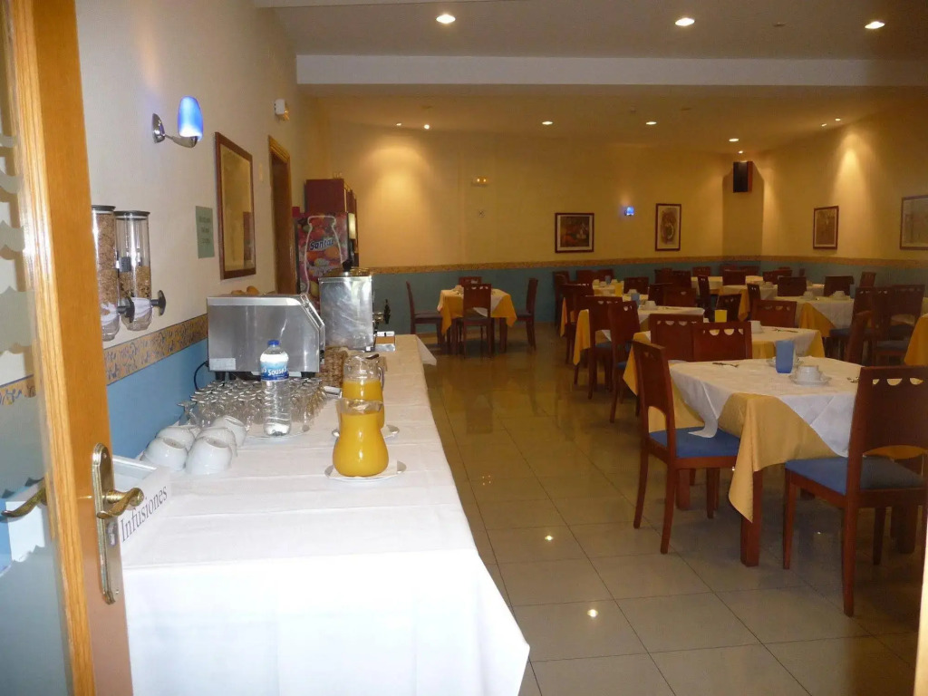 Hotel Atalaya II