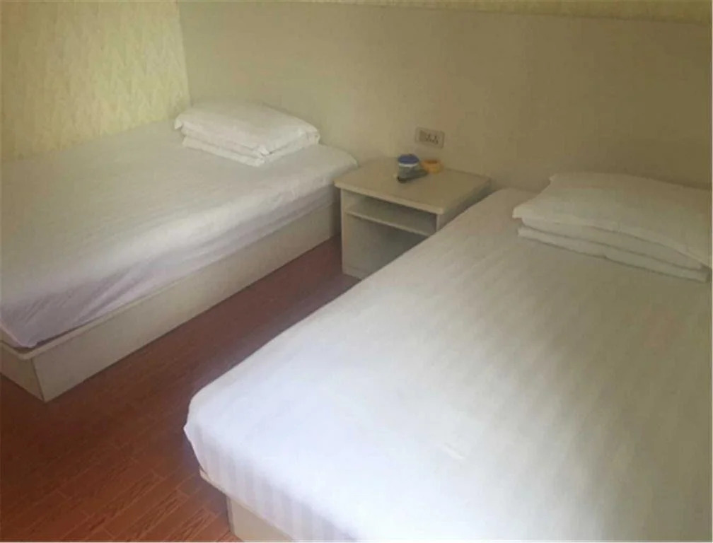 Jinfeng Hostel Anxinbei Road Store