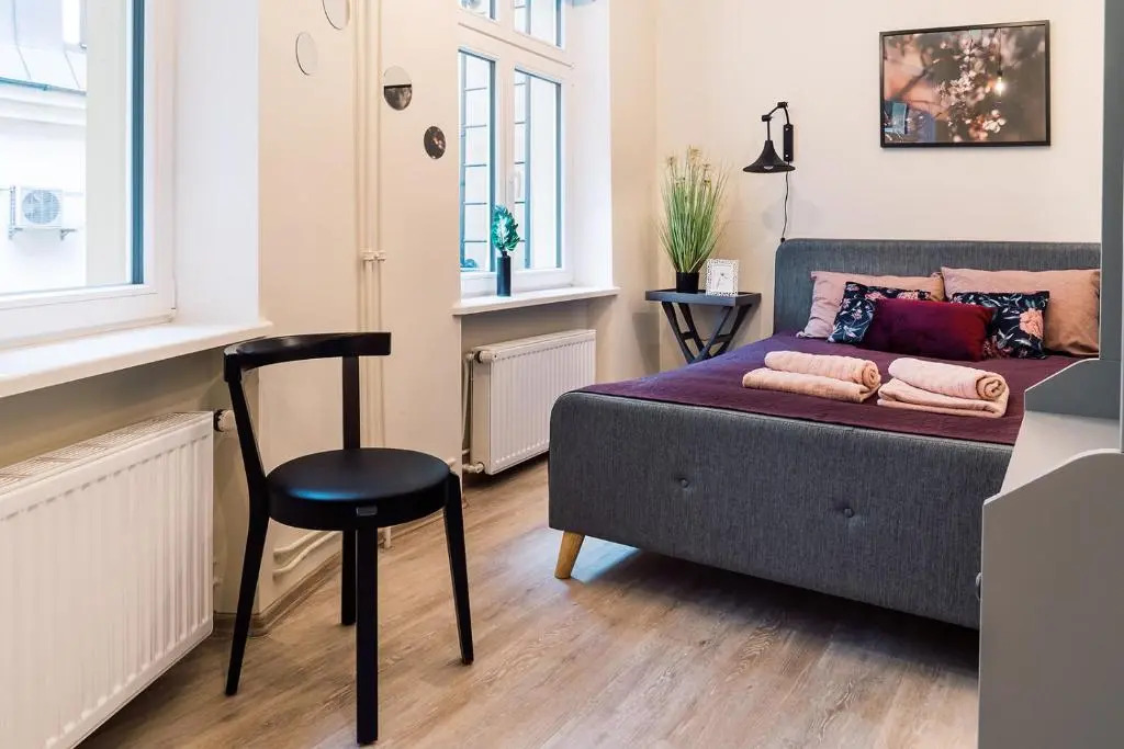 MORRISON apartment/15 guests/7bedrooms/Riga Old Town