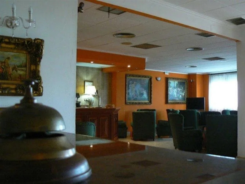 Hotel Reconquista