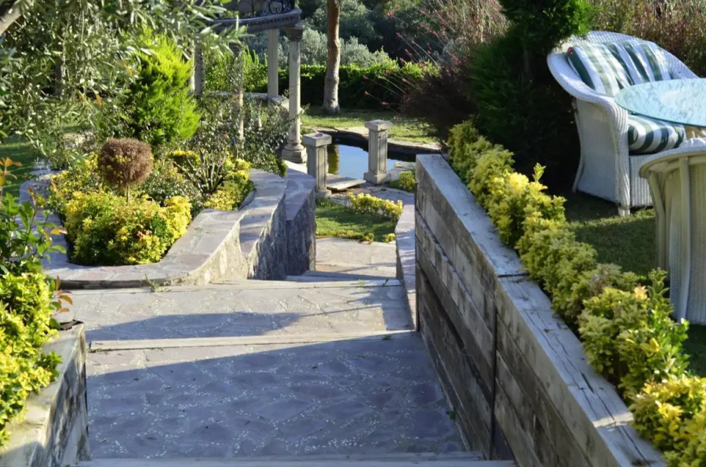 Assos Longevity Hotel