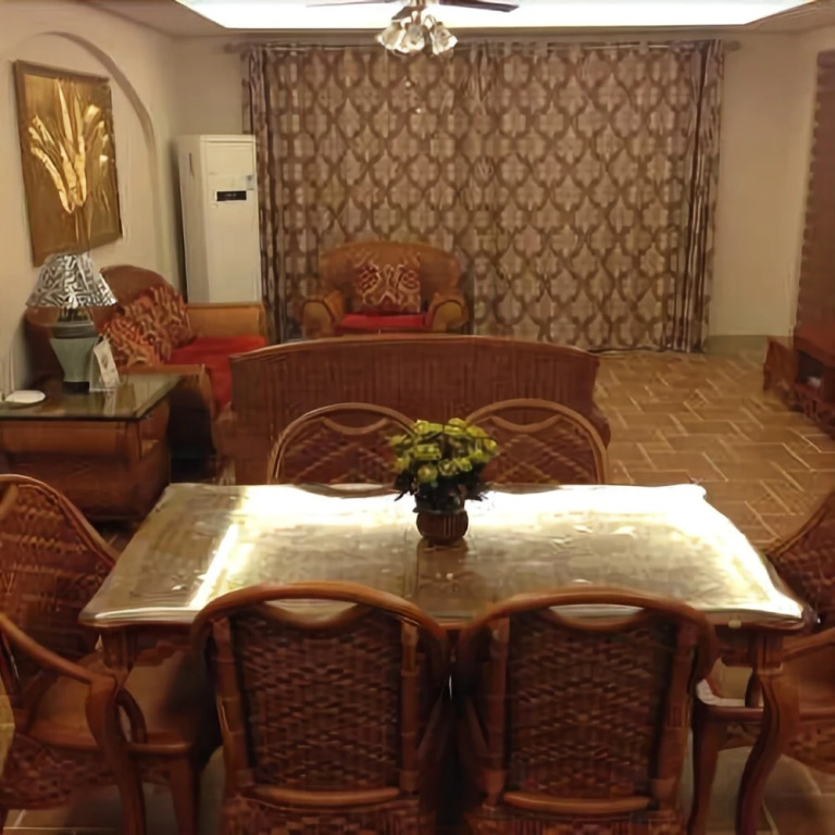 Yueming Holiday Apartment Hotel
