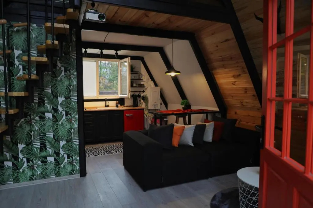 Pentalow Cabin