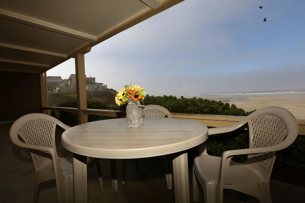Driftwood Shores Resort