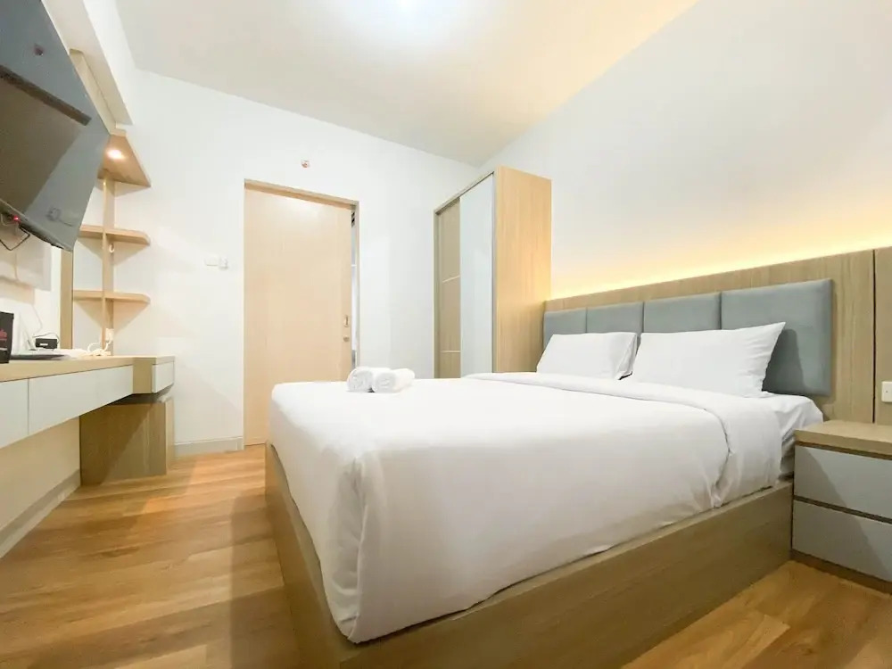 Comfort And Cozy Stay 1Br At The Alton Apartment
