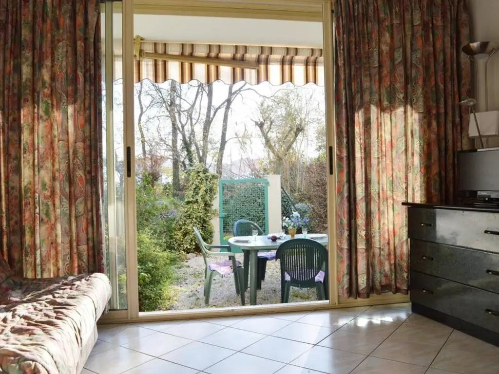 Appartement Le Lavandou, 1 pièce, 3 personnes - FR-1-251-167