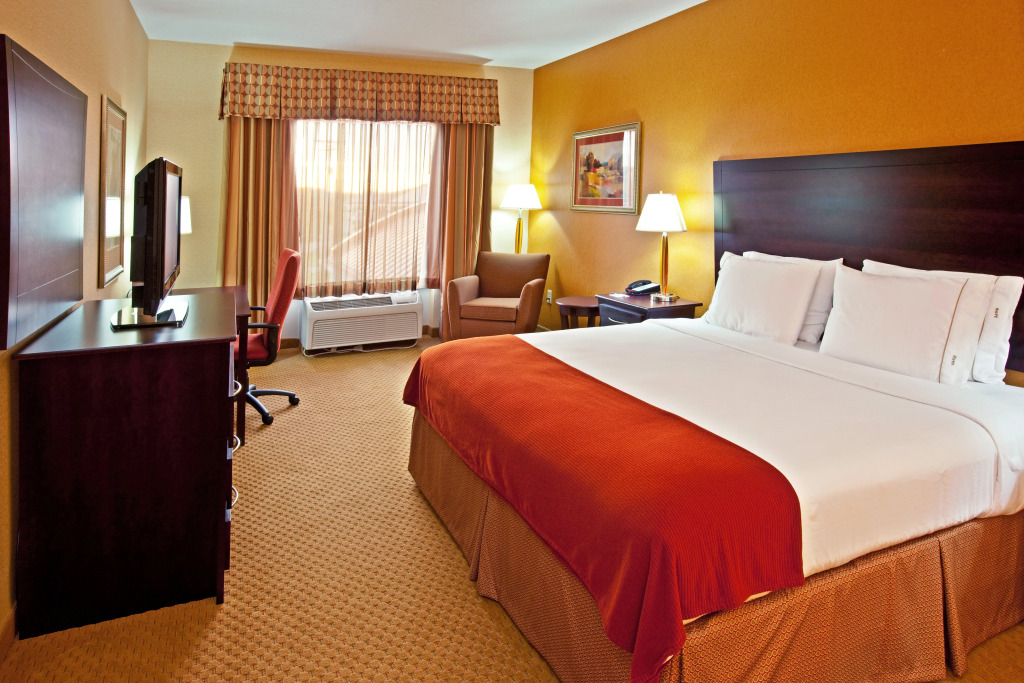 Holiday Inn Express & Suites Franklin KY by IHG