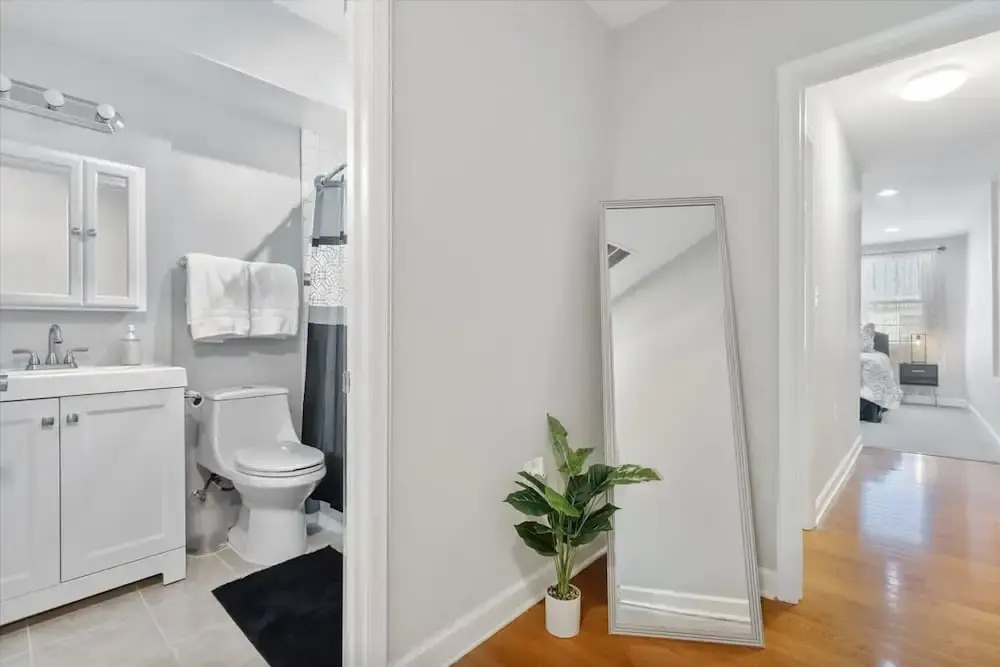 Charm City Homestay in Washington Village