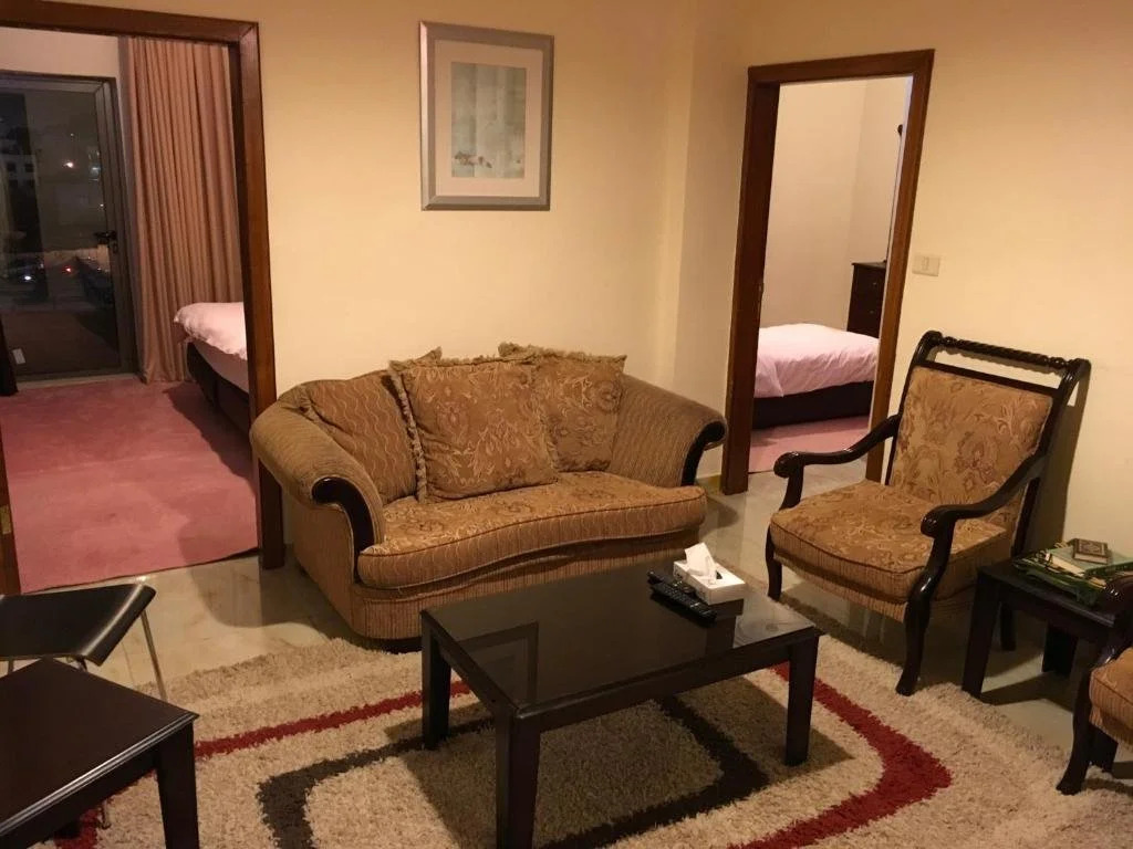 Suzan Hotel Apartments