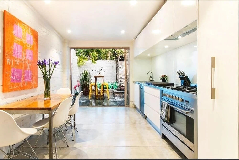 Darling Harbour Modern 2 Bedroom Terrace