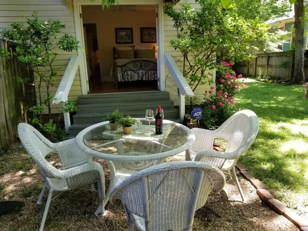Urban Cottages