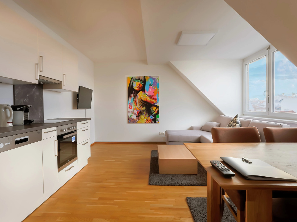 SKY9 Penthouse Apartment with city view