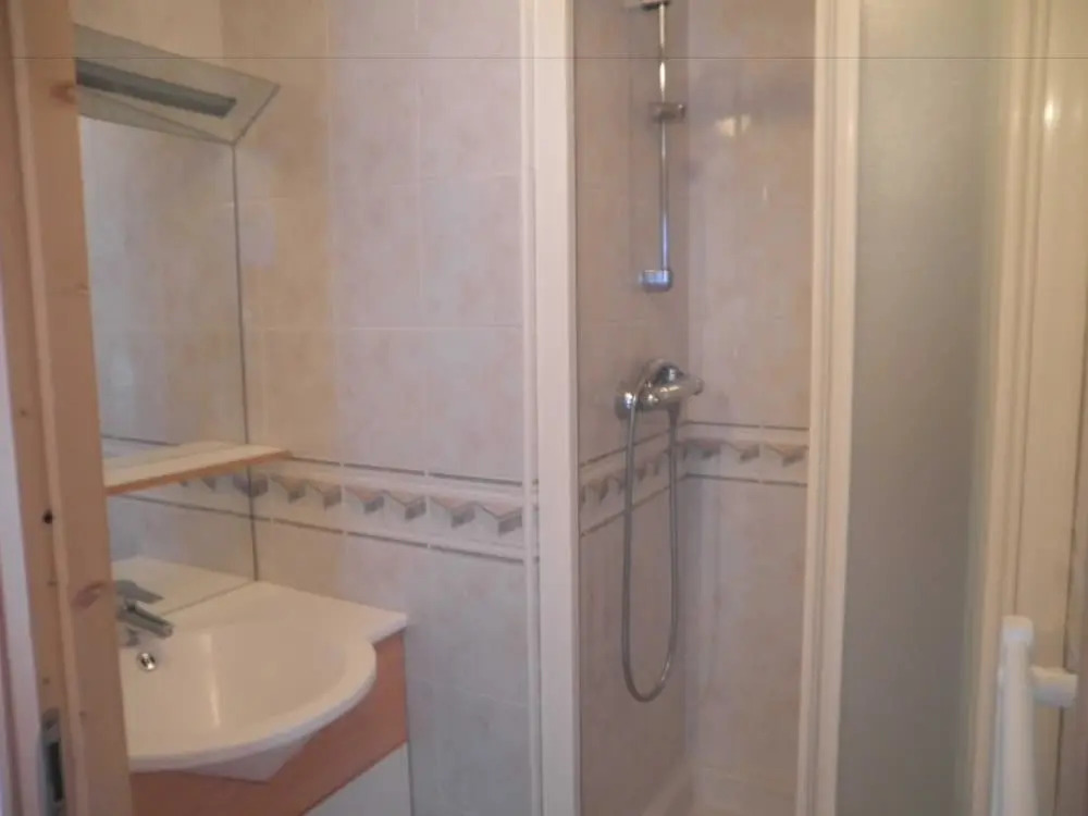 Lou Services Apartment CH196  LSI 001