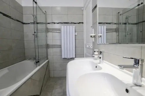 Amiral Courbet Apartment