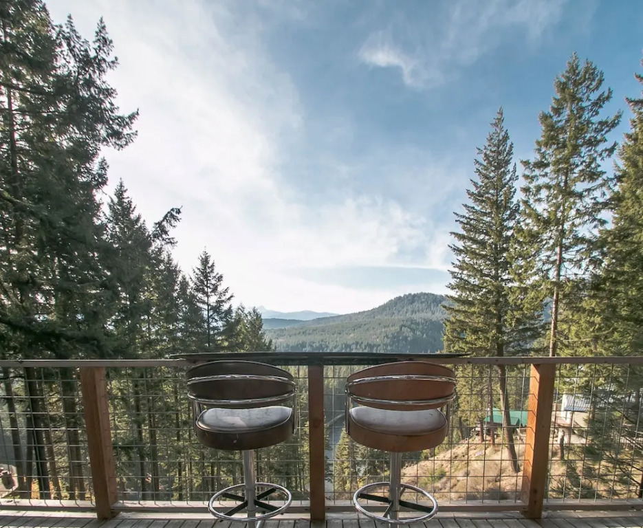 Das Tree Haus by NW Comfy Cabins