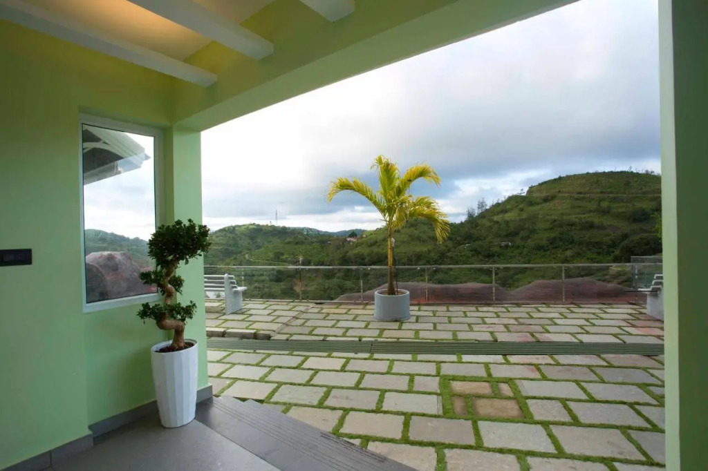 Foggy Knolls Resort