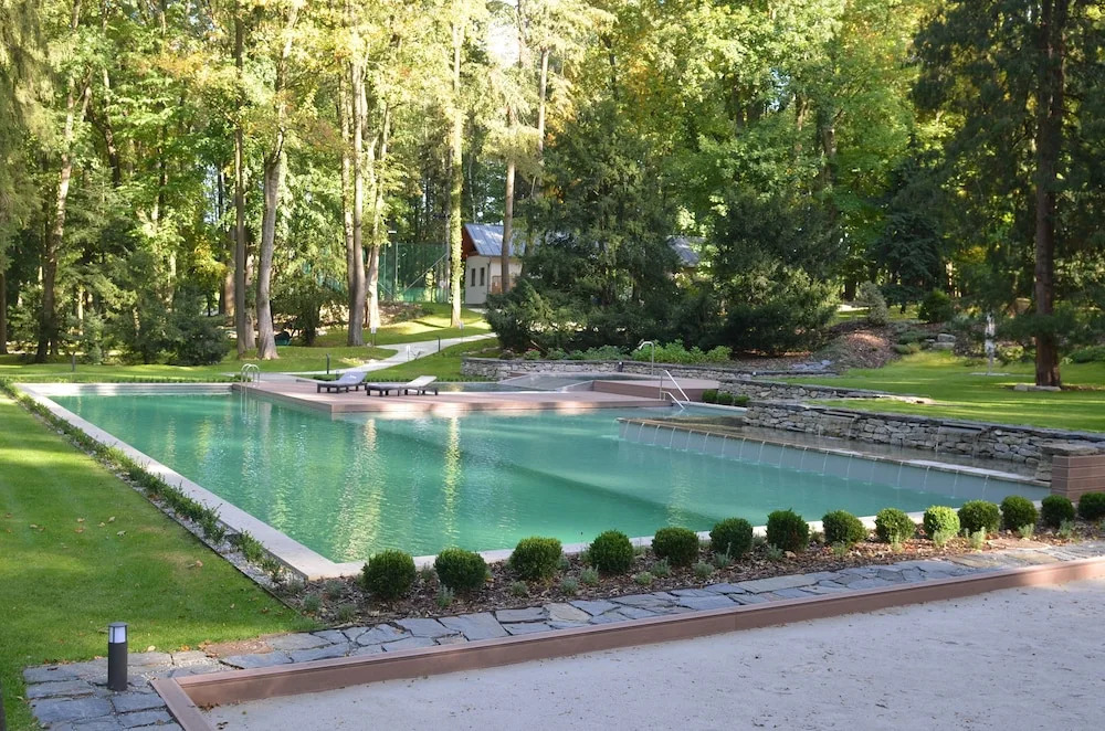 Zámek Ratměřice - Hotel & Resort